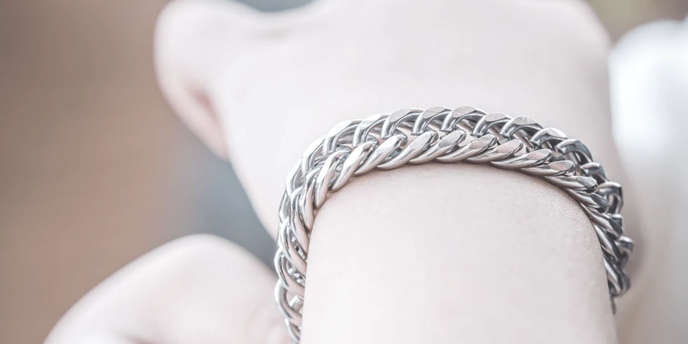 Get high-quality 316l Stainless Steel Jewelry Wholesale