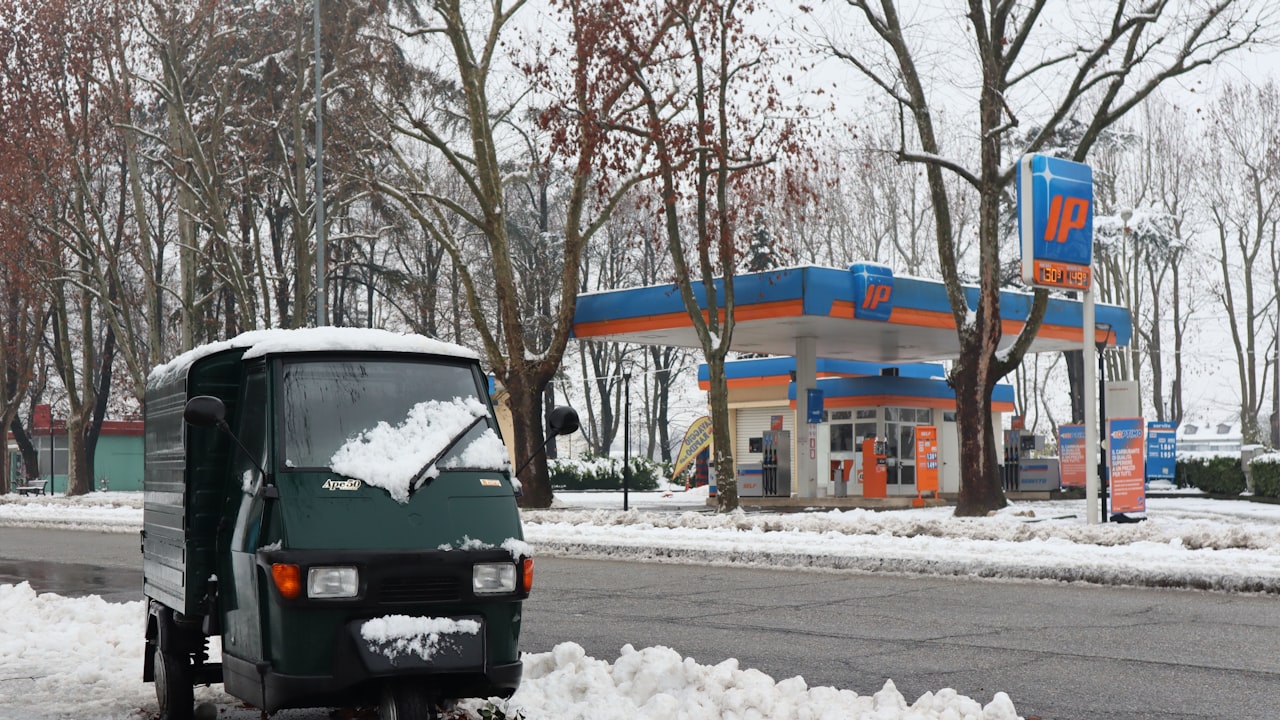 What Are the Uses of Oil Pumps and Where to Buy Them?